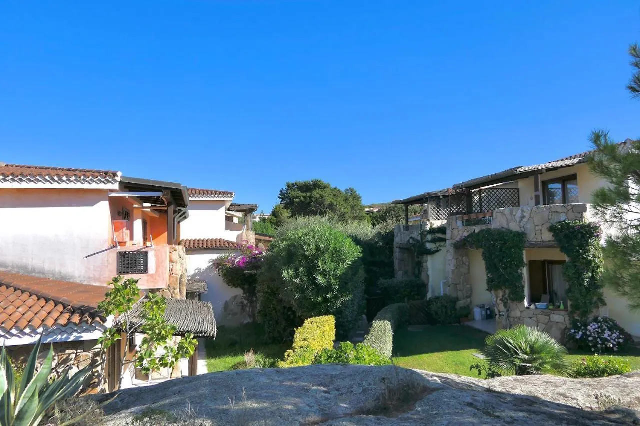 Hotel apartamentowy Residence Con Piscina A Palau, A Soli 150 Mt. Dal Mare